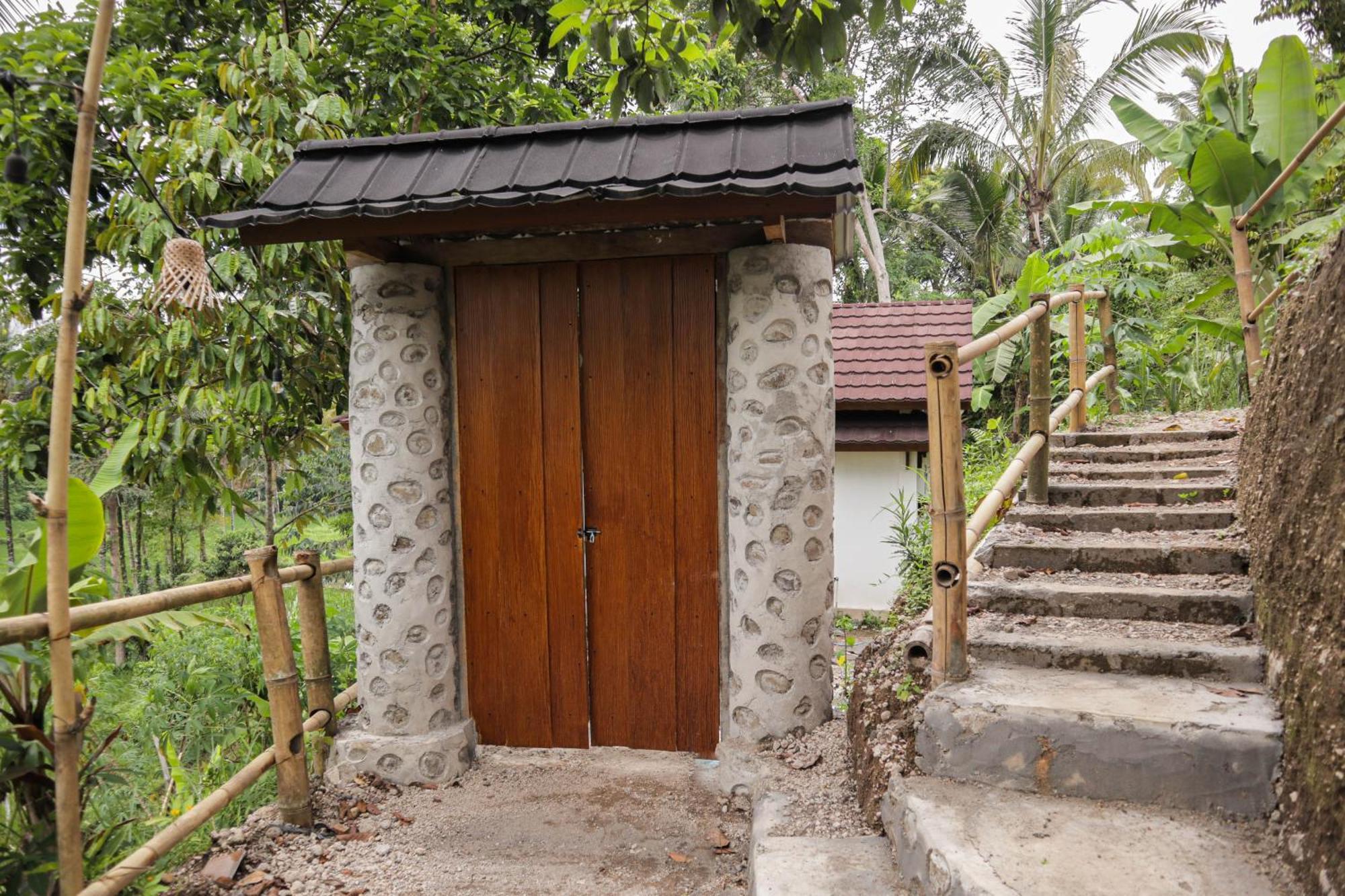 Lodge Nea Lombok *